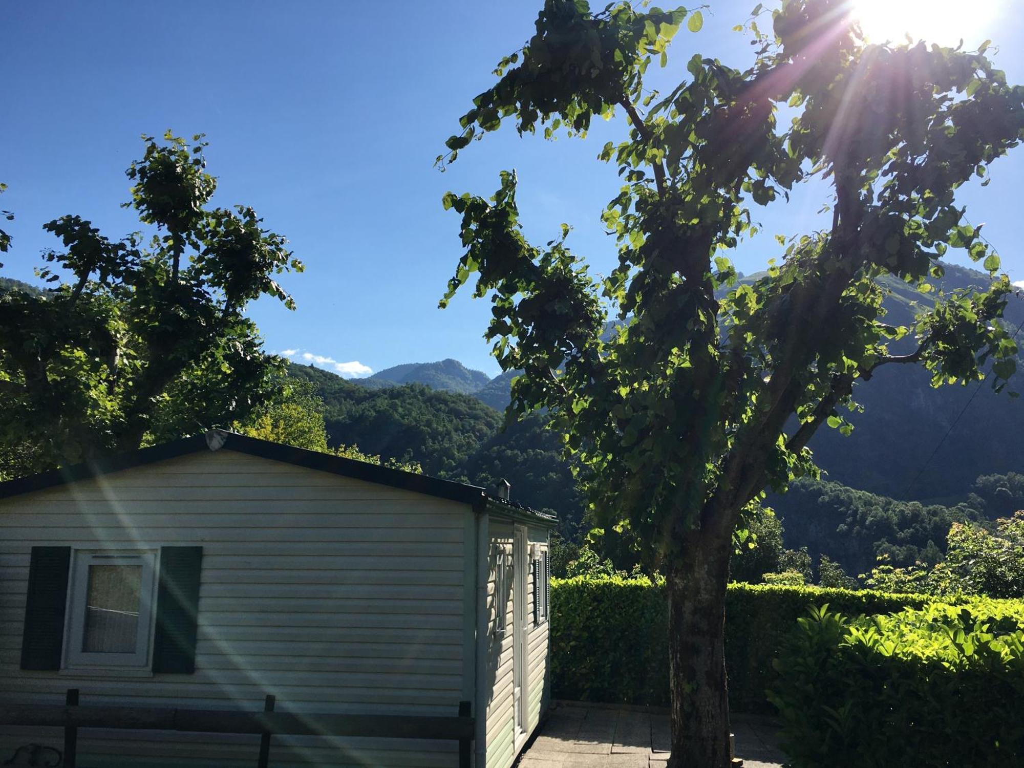 Camping Du Valentin Laruns Exterior photo